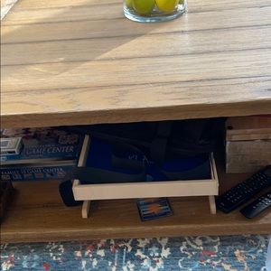 Meet your Posher, Leslie